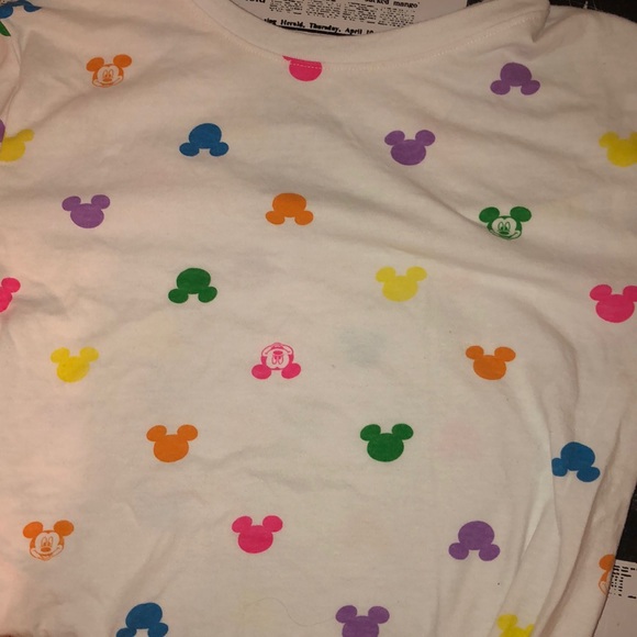 Women’s Mickey Mouse Graphic Tee - Picture 6 of 6